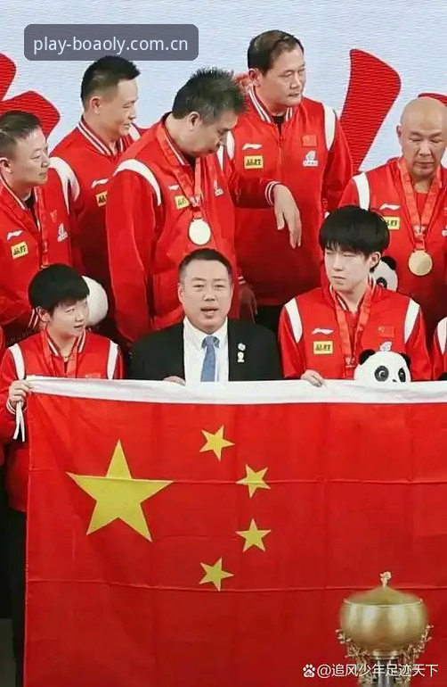 格拉利什vs皮克福德：深夜狂欢与赛场责任的全面对比